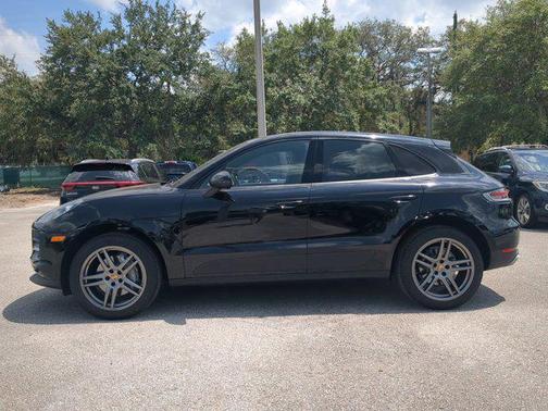 2021 Porsche Macan Base