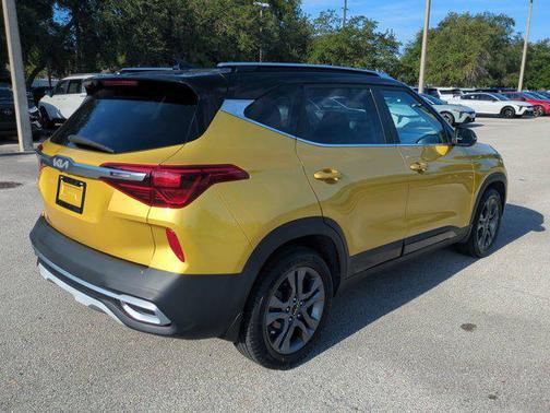 2023 Kia Seltos S