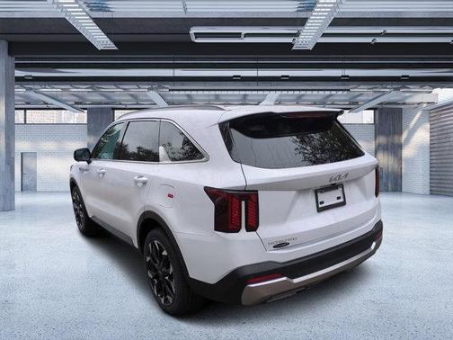 2025 Kia Sorento SX