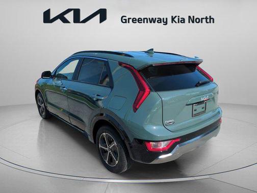 2025 Kia Niro SX