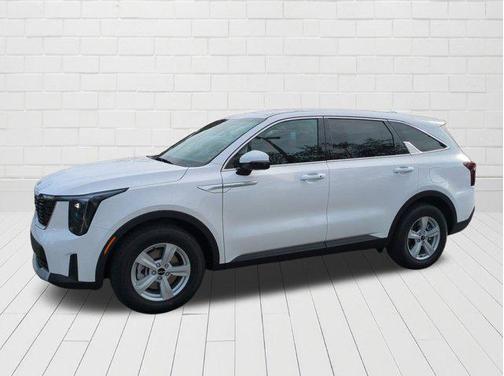 2025 Kia Sorento LX