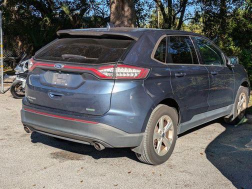 2018 Ford Edge SE