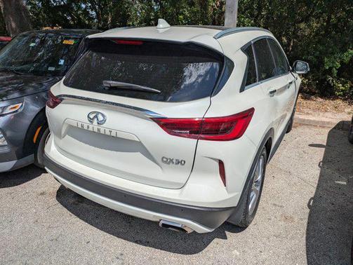 2021 INFINITI QX50 LUXE