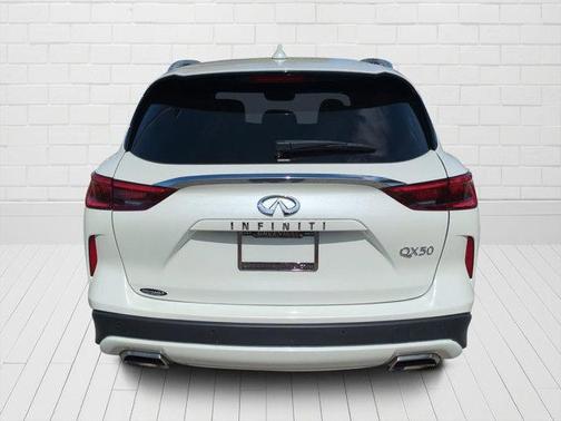 2021 INFINITI QX50 LUXE