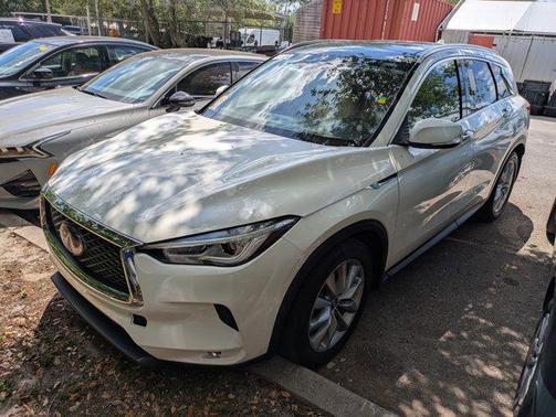 2021 INFINITI QX50 LUXE