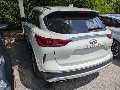 2021 INFINITI QX50 LUXE