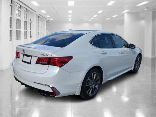 Photo 3 of 39 of 2018 Acura TLX V6 w/Technology Package