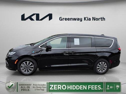 Diamond Black Crystal Pearlcoat 2024 Chrysler Pacifica Hybrid Select