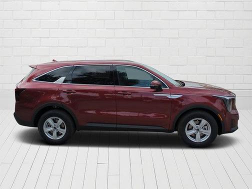 2025 Kia Sorento LX