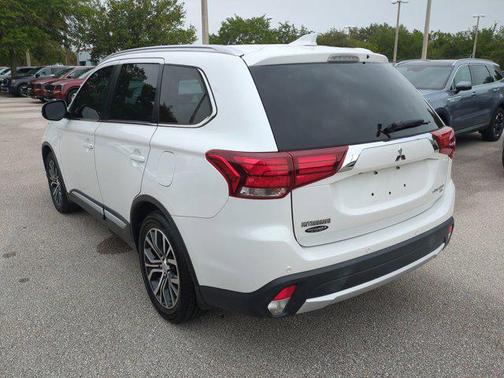2018 Mitsubishi Outlander SEL