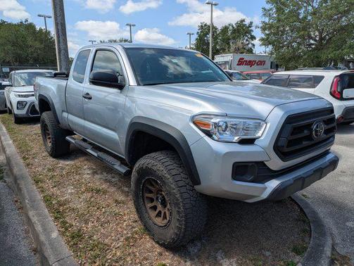 2022 Toyota Tacoma SR