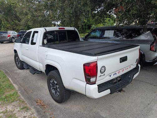 2022 Toyota Tacoma SR