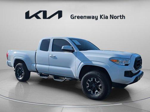 2022 Toyota Tacoma SR