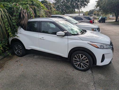 2024 Nissan Kicks SV