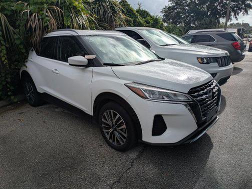 2024 Nissan Kicks SV