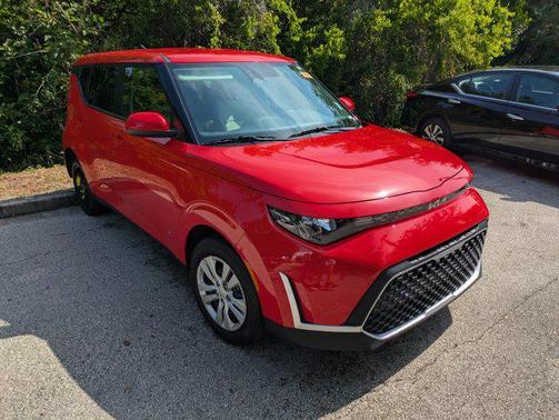 2024 Kia Soul LX