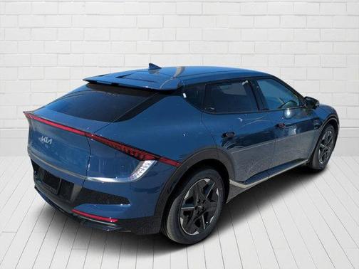 2025 Kia EV6 Wind