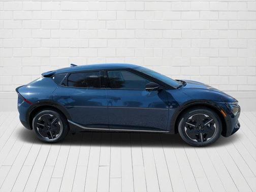 2025 Kia EV6 Wind