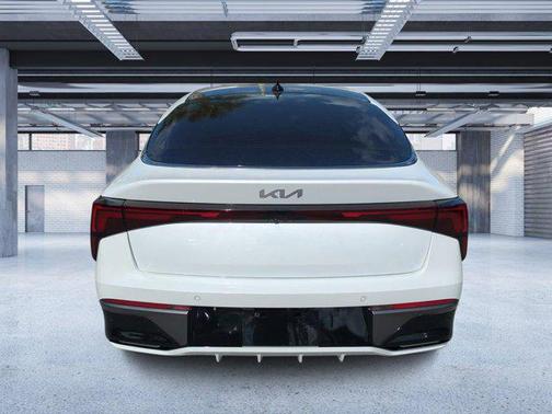 2025 Kia K5 EX