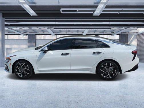 2025 Kia K5 EX