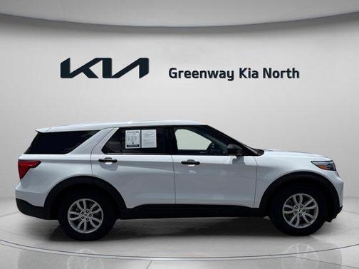 2021 Ford Explorer Base