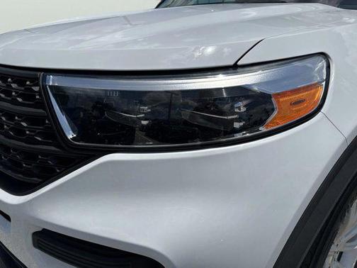 2021 Ford Explorer Base