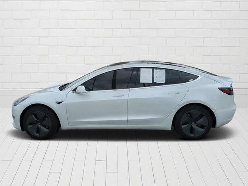 2020 Tesla Model 3 Standard Range