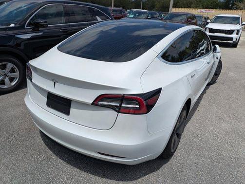 2020 Tesla Model 3 Standard Range
