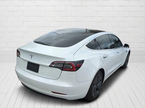 2020 Tesla Model 3 Standard Range