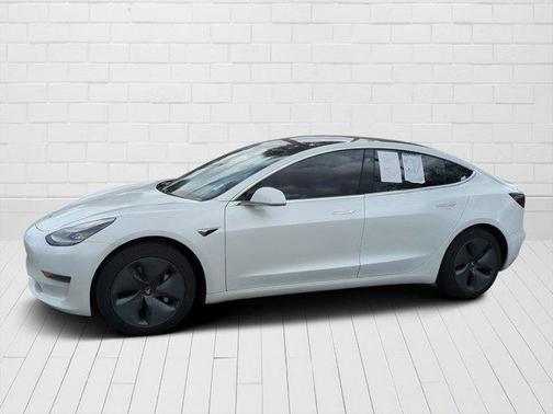 2020 Tesla Model 3 Standard Range