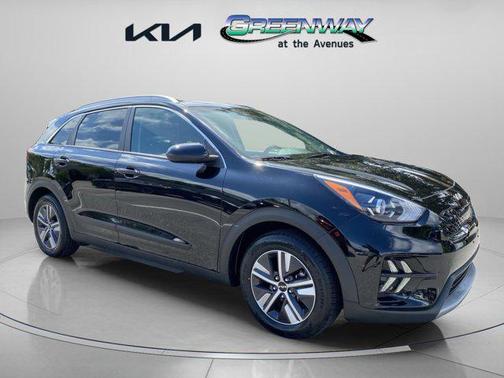 2022 Kia Niro LXS