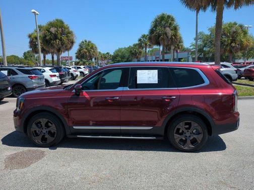 2023 Kia Telluride SX
