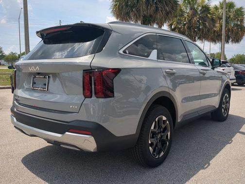 2025 Kia Sorento S