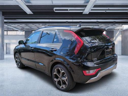 2025 Kia Niro Touring