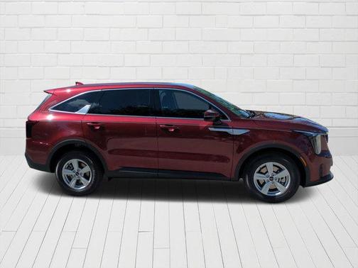 2025 Kia Sorento LX