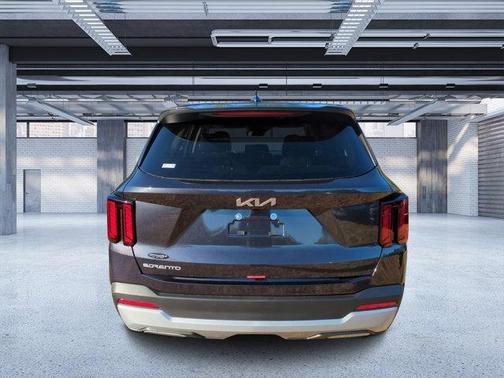 2025 Kia Sorento LX