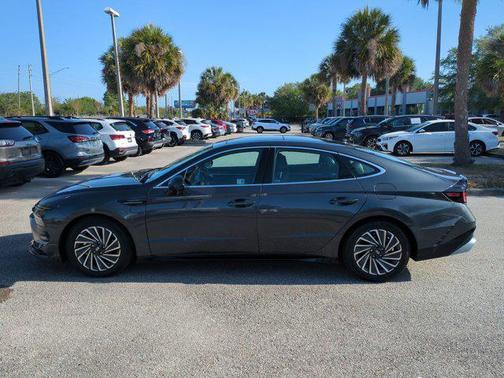 2024 Hyundai SONATA Hybrid Limited