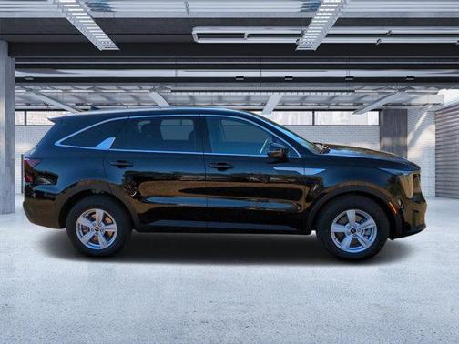 2025 Kia Sorento LX