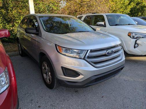 2018 Ford Edge SE