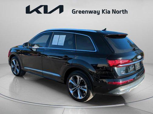 2022 Audi Q7 55 Premium Plus