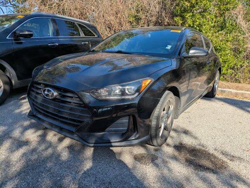 2020 Hyundai Veloster 2