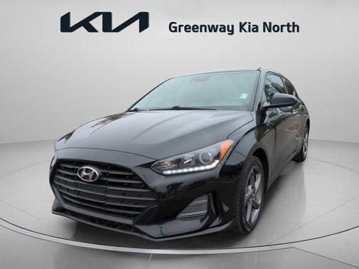 2020 Hyundai Veloster 2