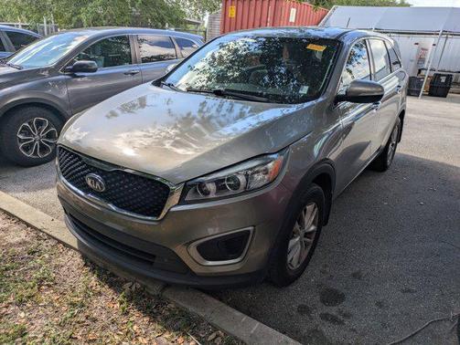 2016 Kia Sorento L