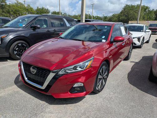 2022 Nissan Altima 2.5 SL