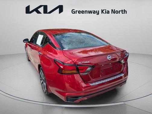 2022 Nissan Altima 2.5 SL