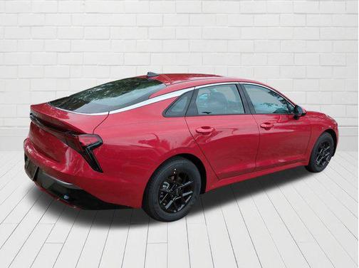 2025 Kia K5 LXS