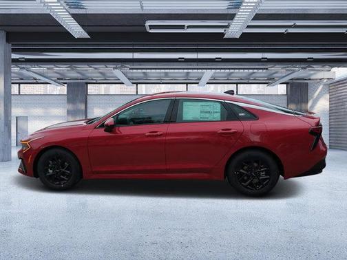 2025 Kia K5 LXS