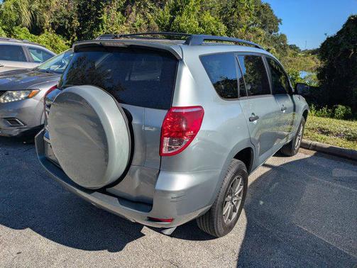2006 Toyota RAV4 Base