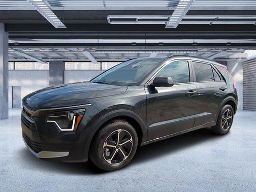2025 Kia Niro LX