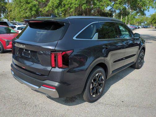 2025 Kia Sorento S
